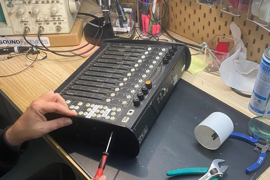 reparación equipos de audio